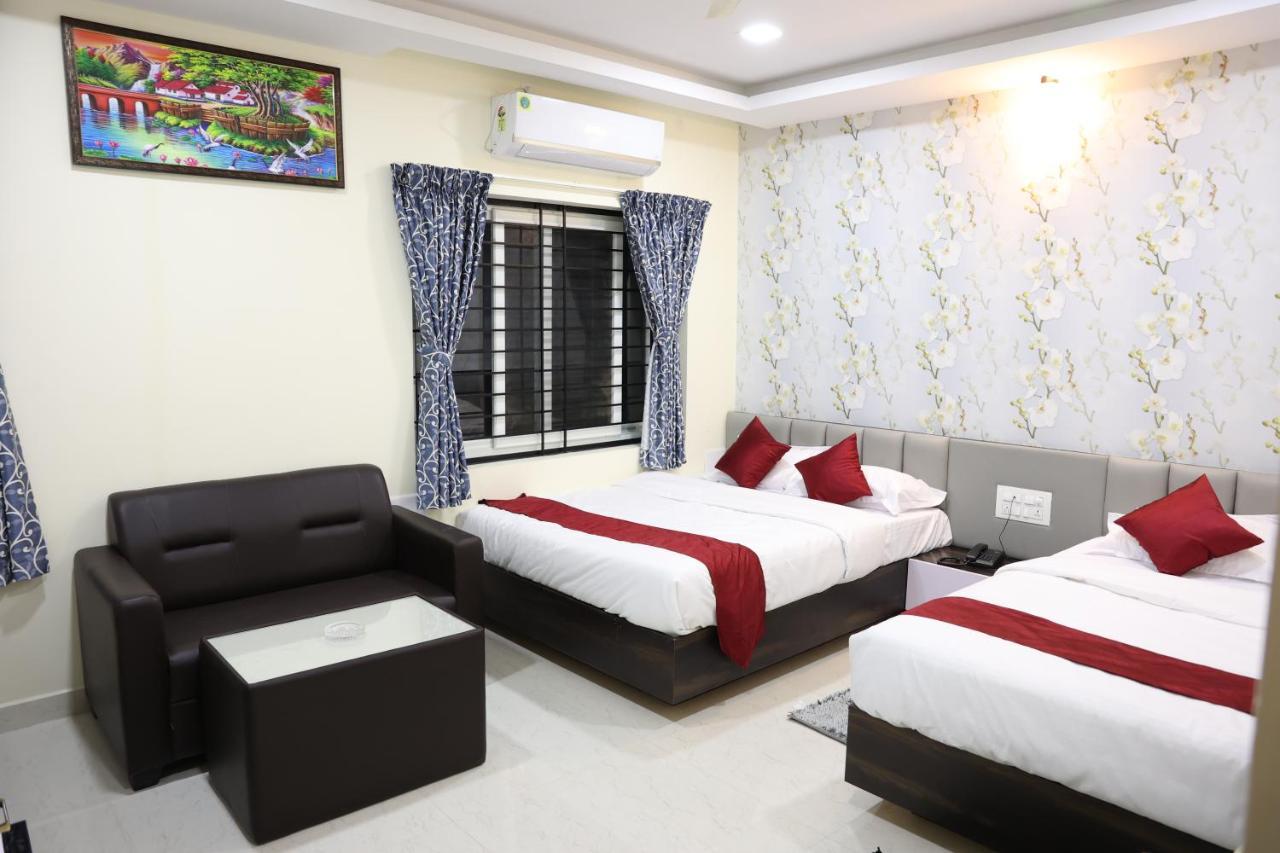 Sunshine International Boarding & Lodging Belur  المظهر الخارجي الصورة