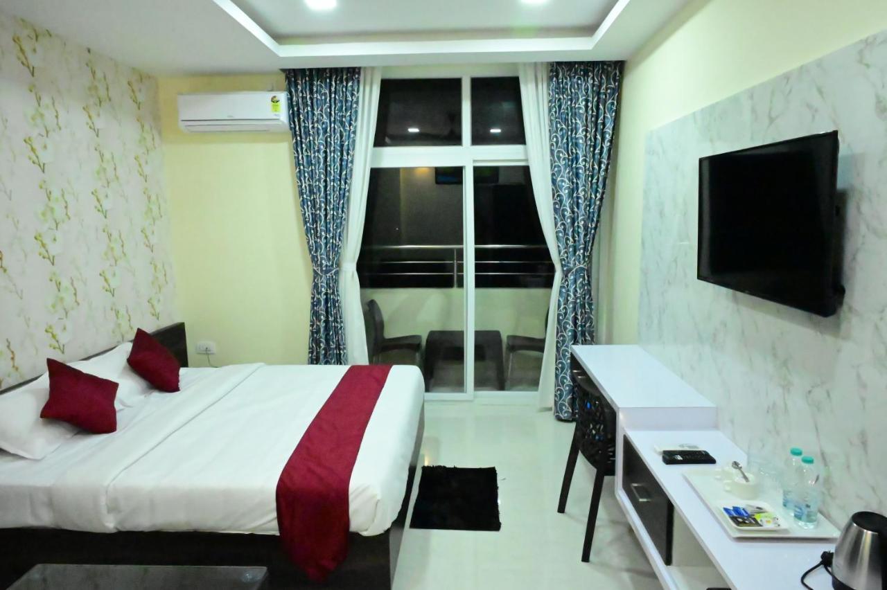 Sunshine International Boarding & Lodging Belur  المظهر الخارجي الصورة